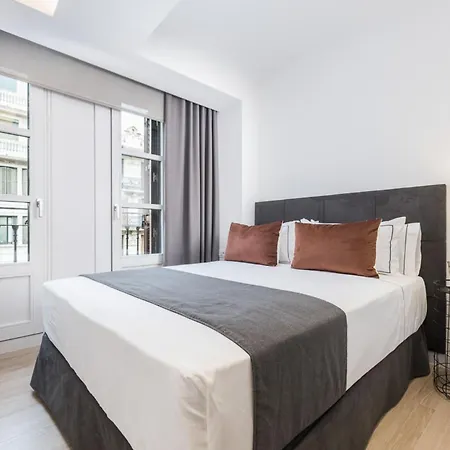 Luxury 3 Bed Apartment Монтероссо-аль-Маре